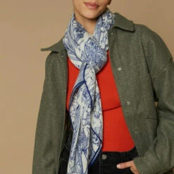 Carré En Laine, Soie Et Cachemire Turgot - Bleu - 130 X 130 Cm - Inoui Éditions -Mode Accessoires Magasin 81292 xl