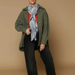 Carré En Laine, Soie Et Cachemire Turgot - Bleu - 130 X 130 Cm - Inoui Éditions -Mode Accessoires Magasin 81293 xl